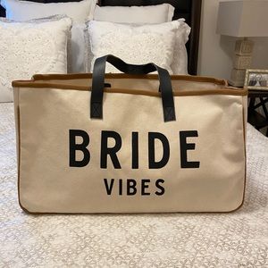 Bride travelbag tote EUC